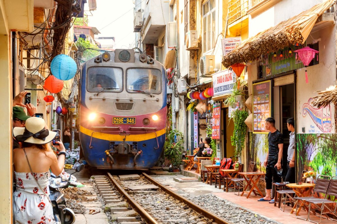 10 Must-Do Activities in Vietnam's Enchanting Capital